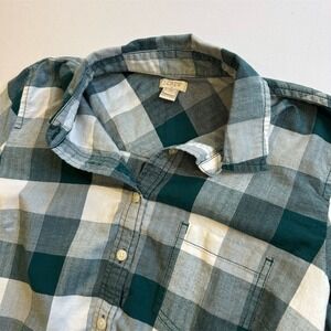 J.Crew Women's Green Plaid Button-Up Shirt Size M‎ Long Sleeve